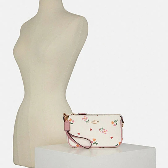 Coach Nolita 19 with heart Petal print in white - Picture 2 of 11